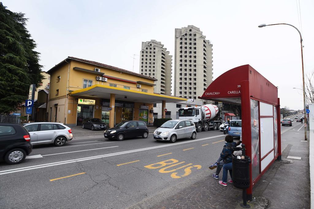 Flatinbo Apartments - Stalingrado Bologna Bagian luar foto